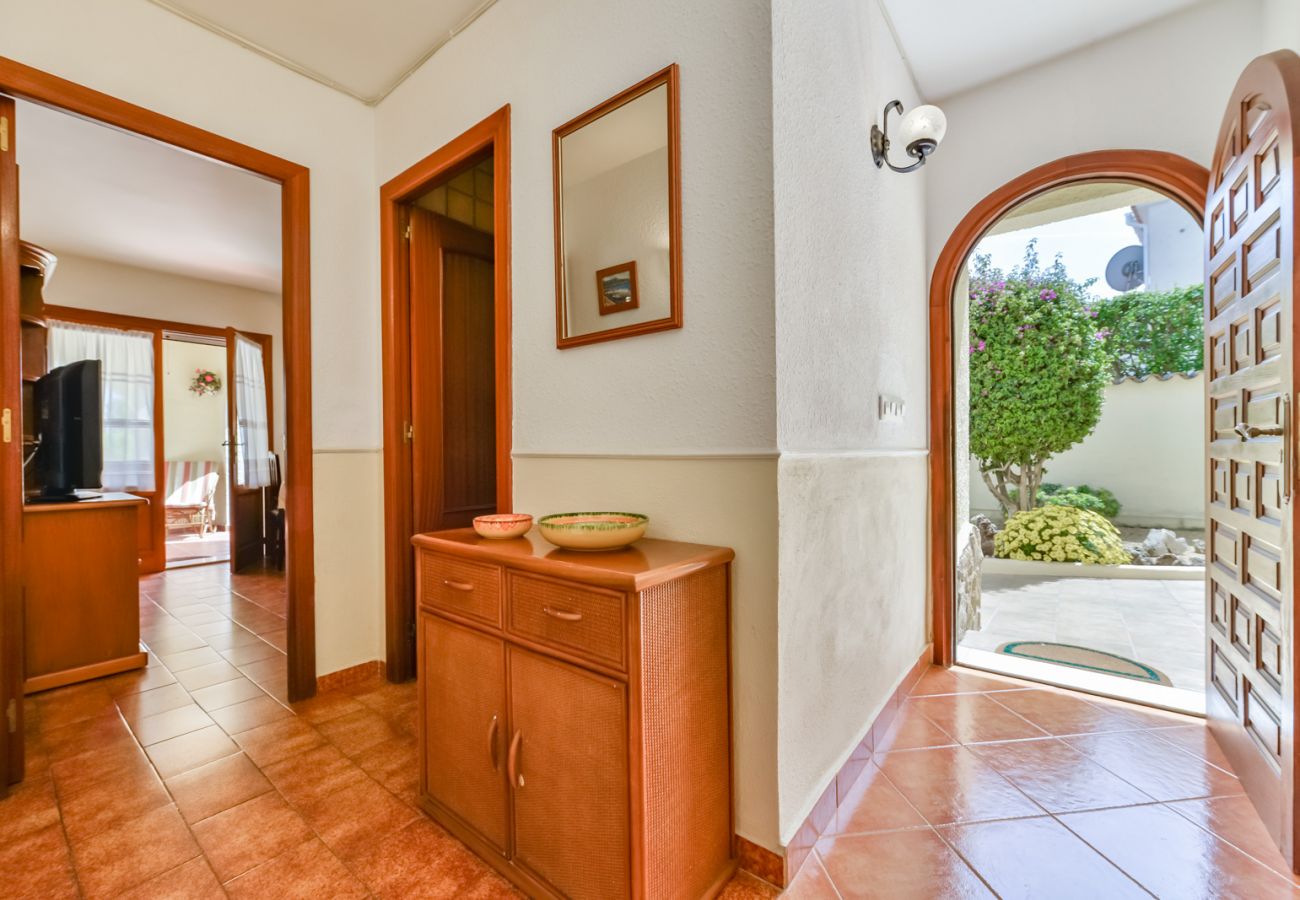 Villa en Benissa - Alquiler de villa en Benissa ALTAMIRA, con piscina privada 4 pax