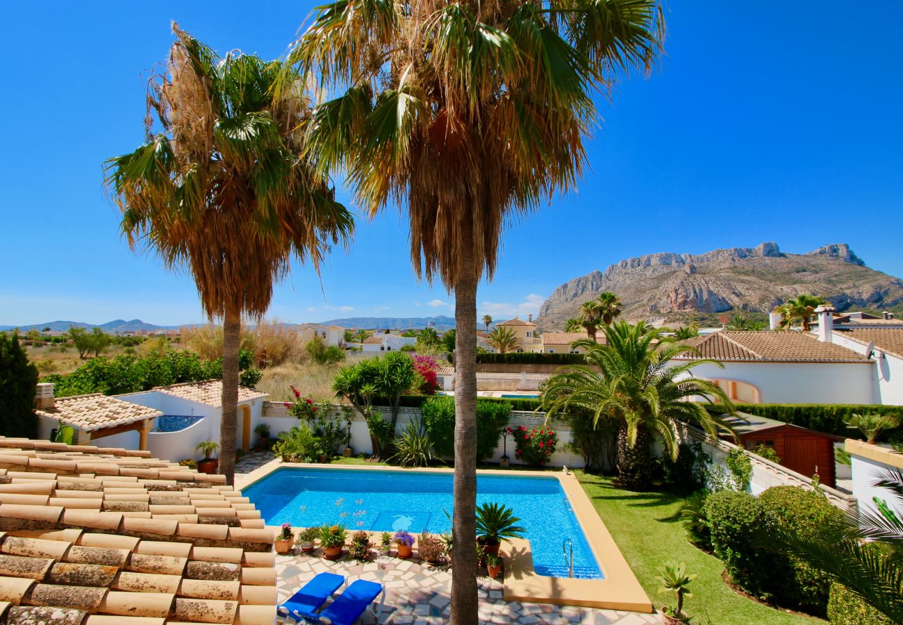 Villa en El Vergel - Moderna Villa con piscina en Els Poblets ER