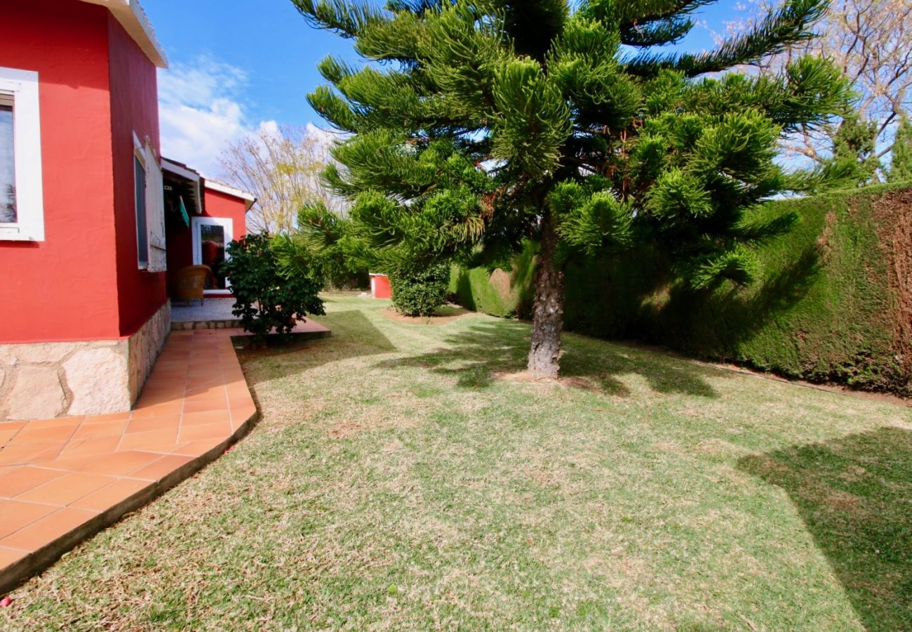 Villa en Denia - Impresionante Finca La Plana con wifi, aire acondicionado y piscina.