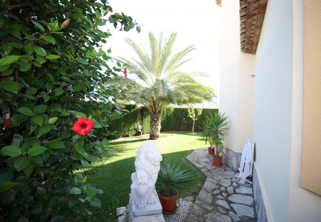 Villa en Denia - Villan con piscina en Denia La Giralda BO