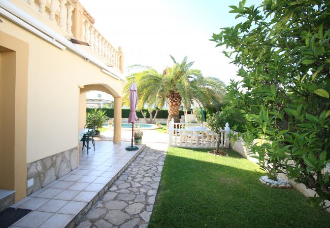 Villa en Denia - Villan con piscina en Denia La Giralda BO