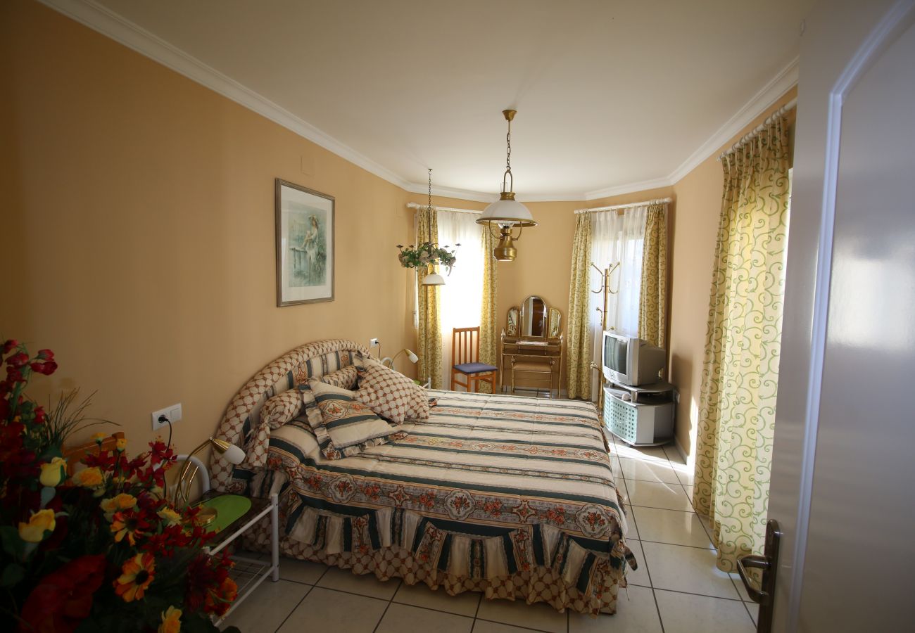 Villa en Denia - Villan con piscina en Denia La Giralda BO