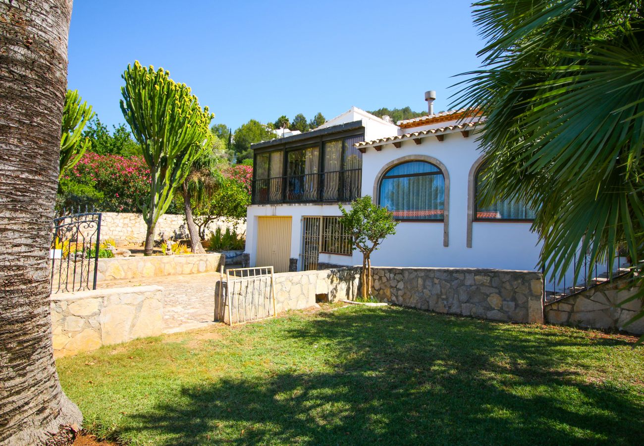 Villa en Pedreguer - Villa Vacacional con jardín con césped La Sella PE