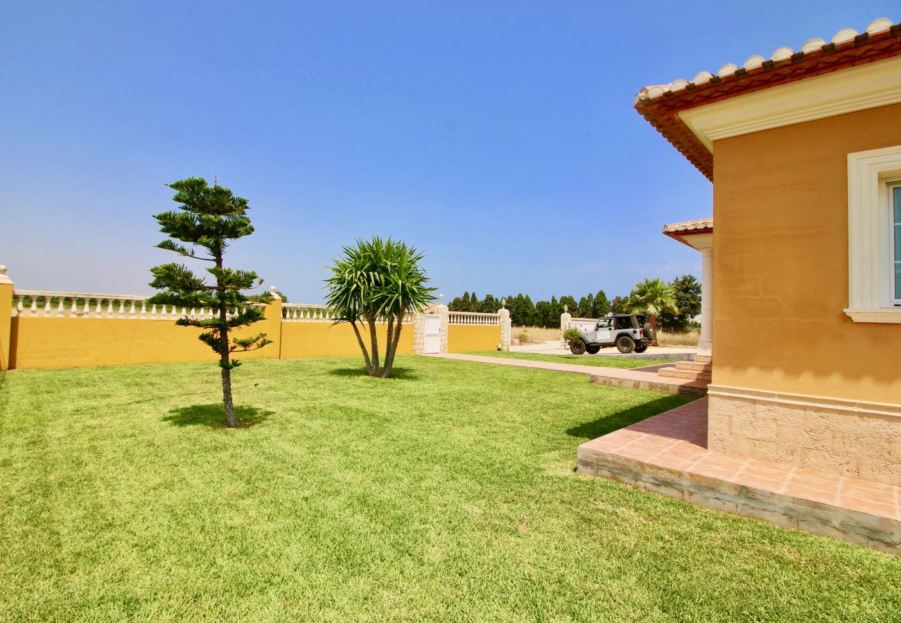 Villa en Denia - Tranquila Villa con wifi y aire acondicionado Finca Las Ranas