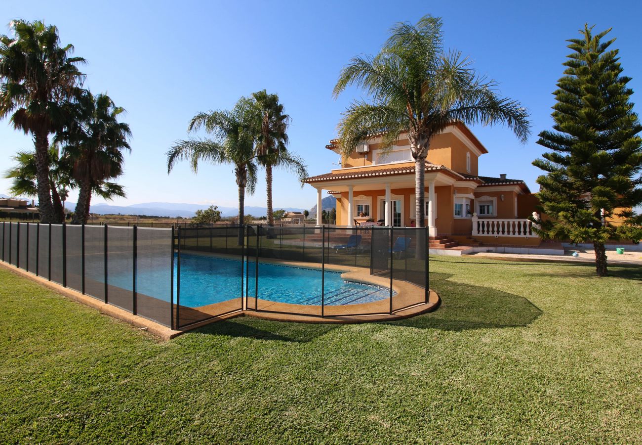 Villa en Denia - Tranquila Villa con wifi y aire acondicionado Finca Las Ranas