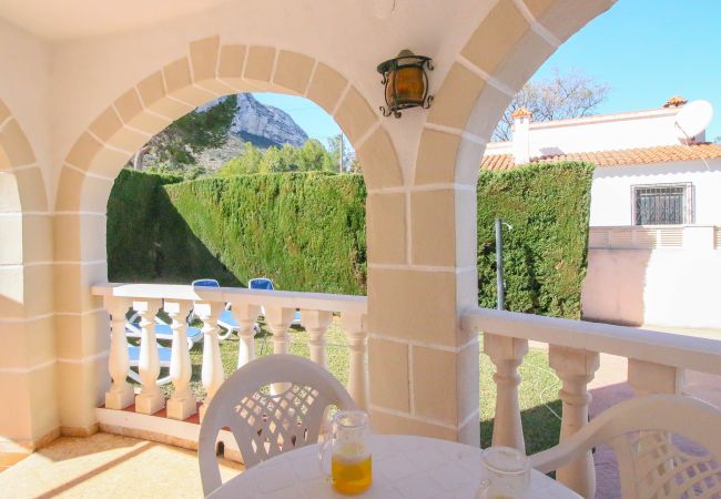 Villa en Denia - Villa con piscina y jardín Don Quijote AM 6 Pers Denia