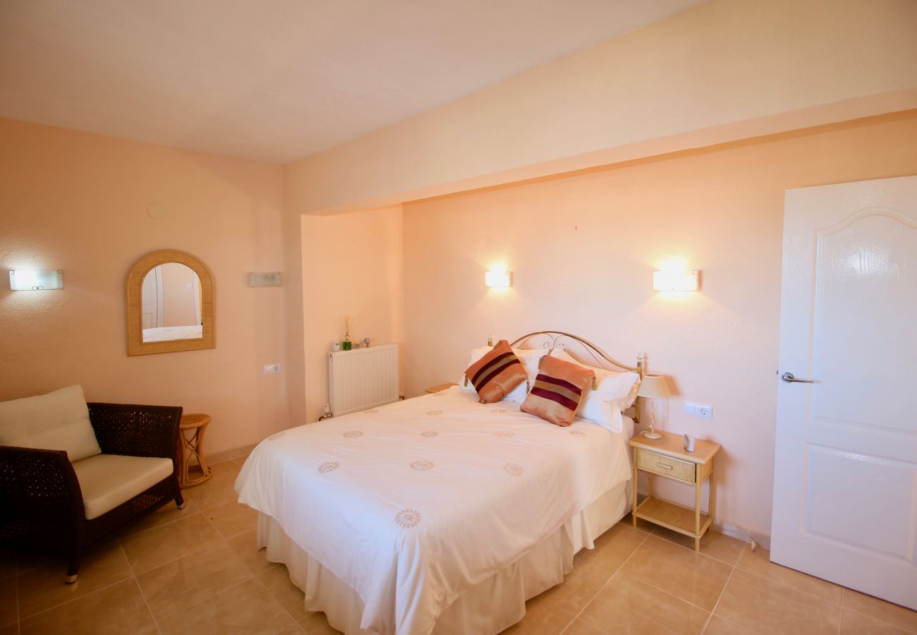 Villa en Denia - Villa con vistas al mar, aire acondicionado y piscina Marquesa CaMar 6 personas