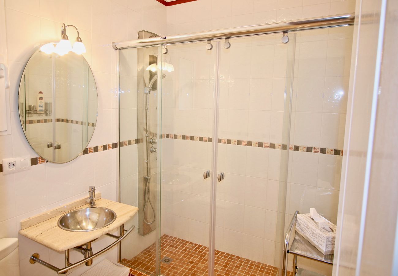 Villa en Denia - Villa con vistas al mar, aire acondicionado y piscina Marquesa CaMar 6 personas