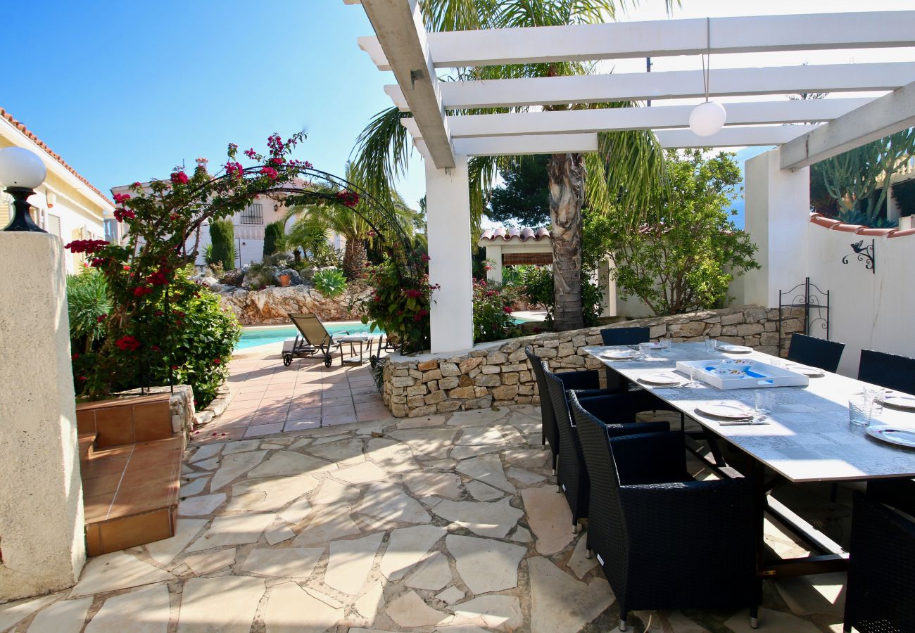 Villa en Denia - Villa con vistas al mar, aire acondicionado y piscina Marquesa CaMar 6 personas