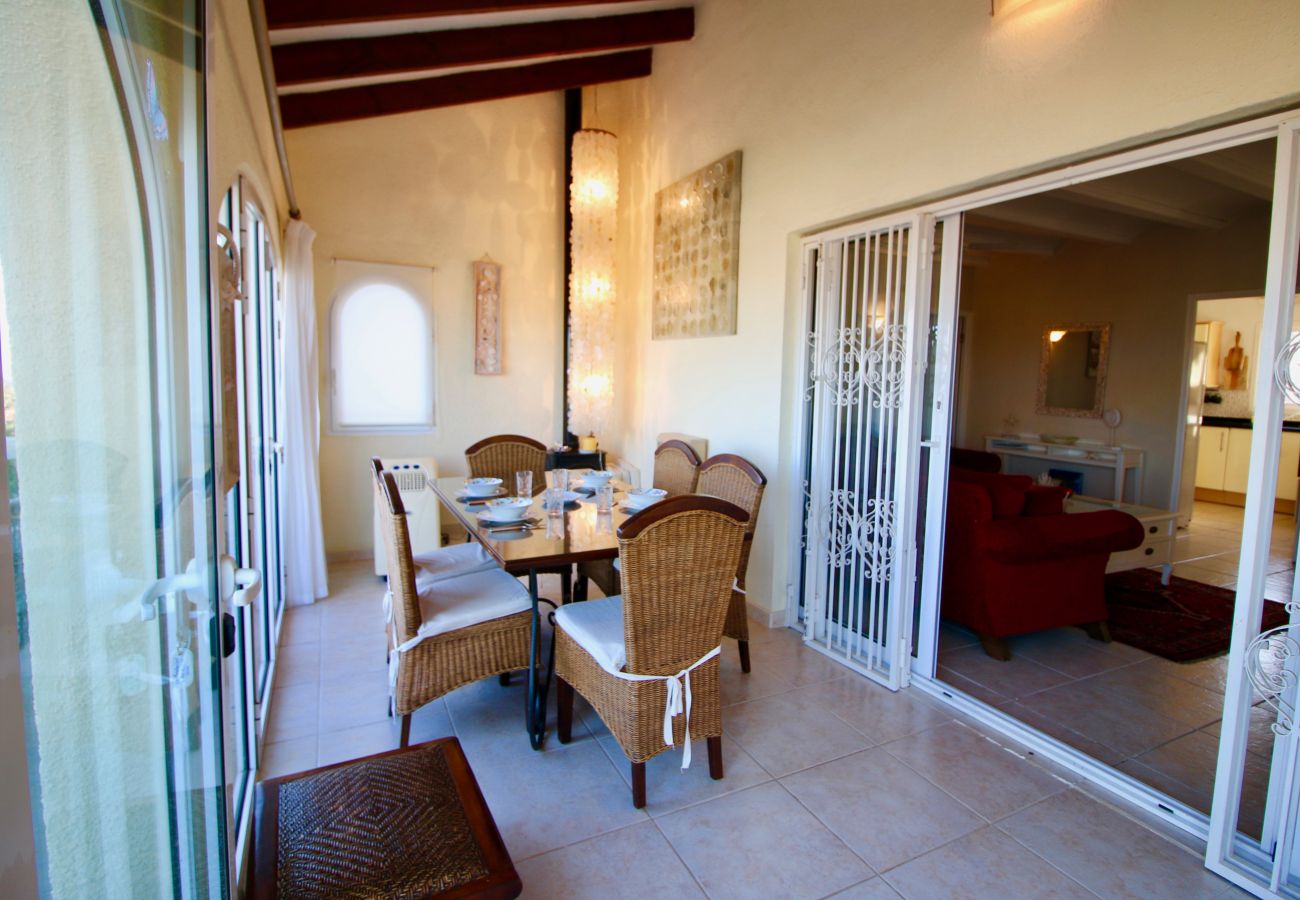 Villa en Denia - Villa con vistas al mar, aire acondicionado y piscina Marquesa CaMar 6 personas