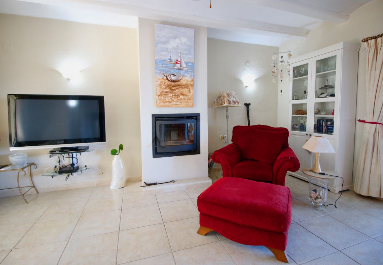 Villa en Denia - Villa con vistas al mar, aire acondicionado y piscina Marquesa CaMar 6 personas