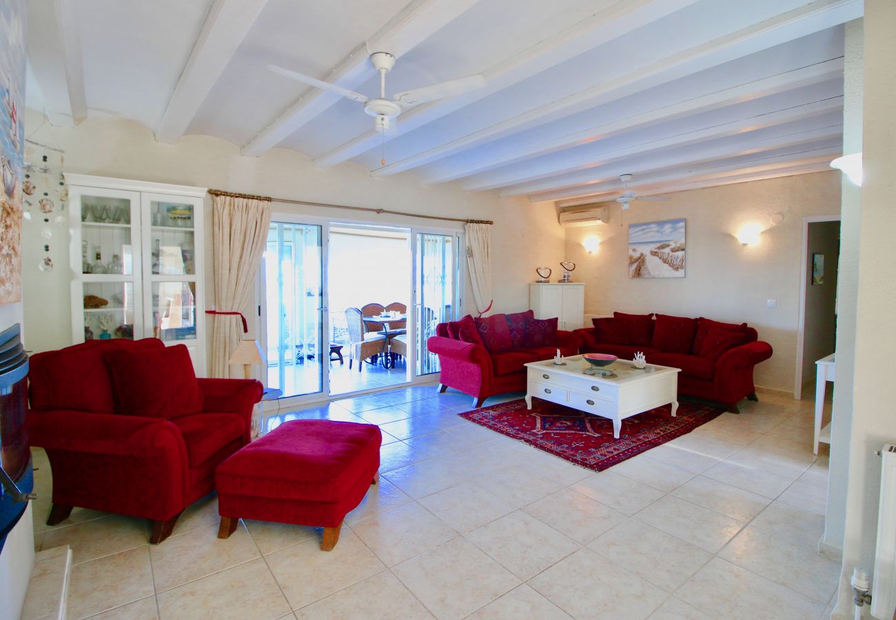 Villa en Denia - Villa con vistas al mar, aire acondicionado y piscina Marquesa CaMar 6 personas