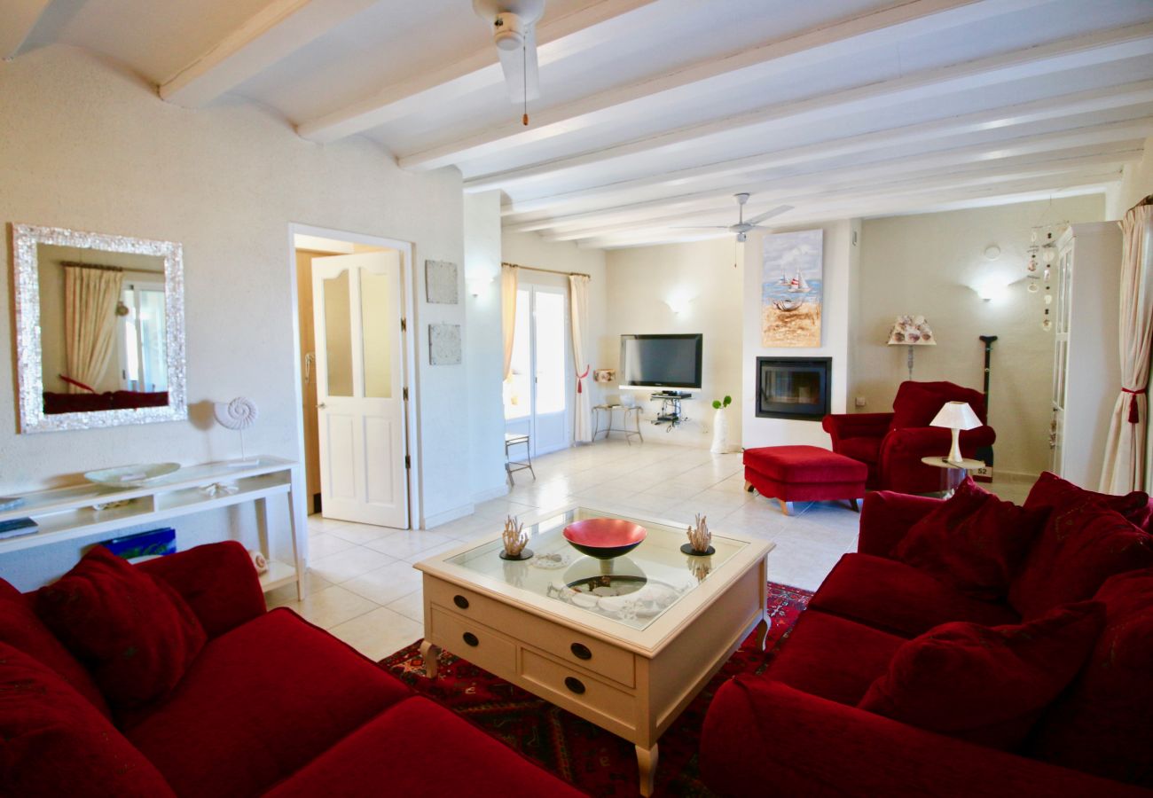 Villa en Denia - Villa con vistas al mar, aire acondicionado y piscina Marquesa CaMar 6 personas