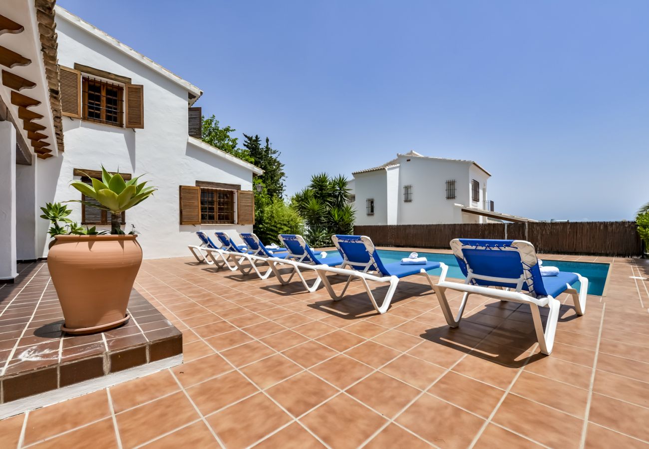 Villa en Moraira - Alquiler de villa en Moraira ANDURINA, para 10 pax junto al mar y piscina privada