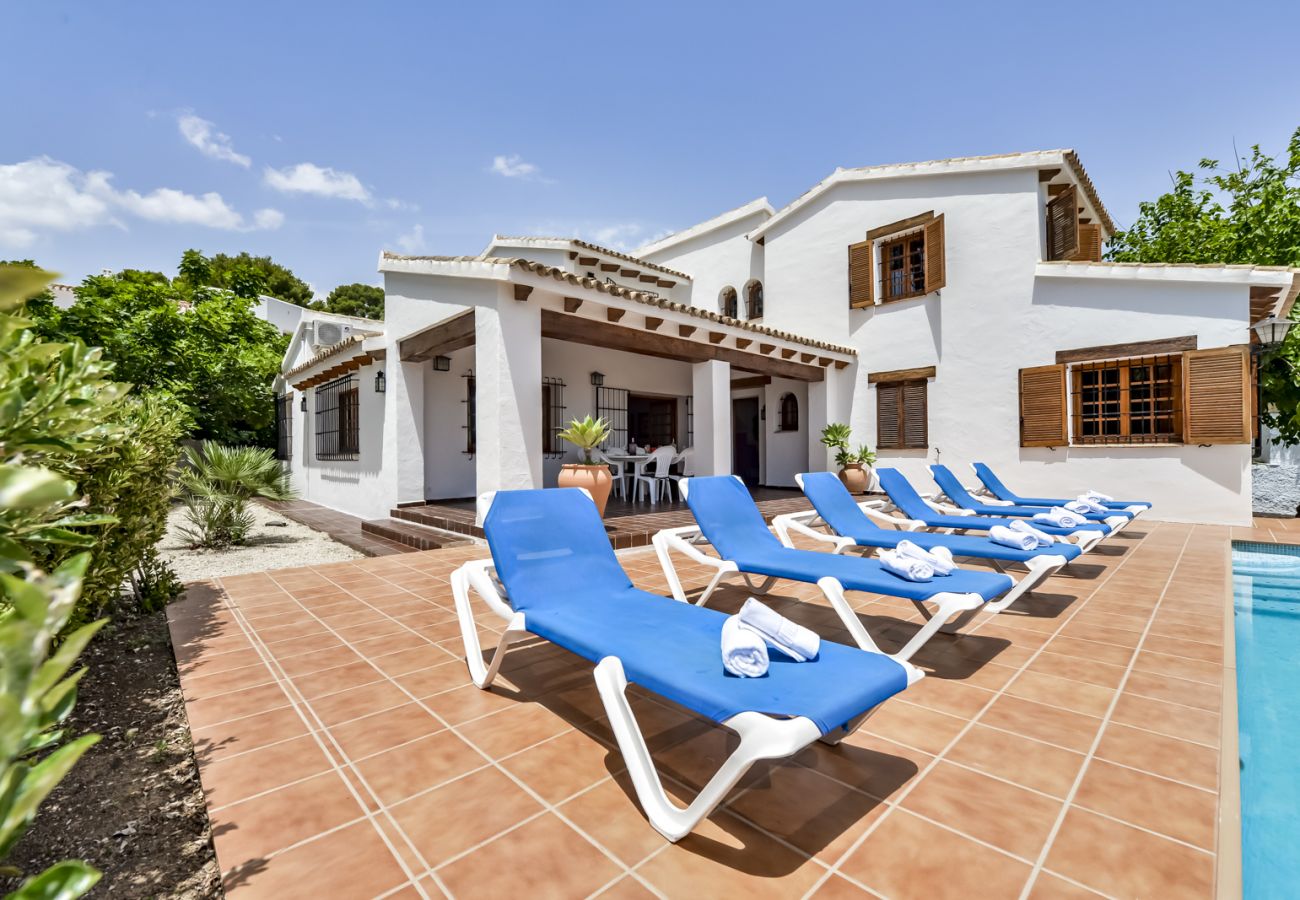 Villa en Moraira - Alquiler de villa en Moraira ANDURINA, para 10 pax junto al mar y piscina privada