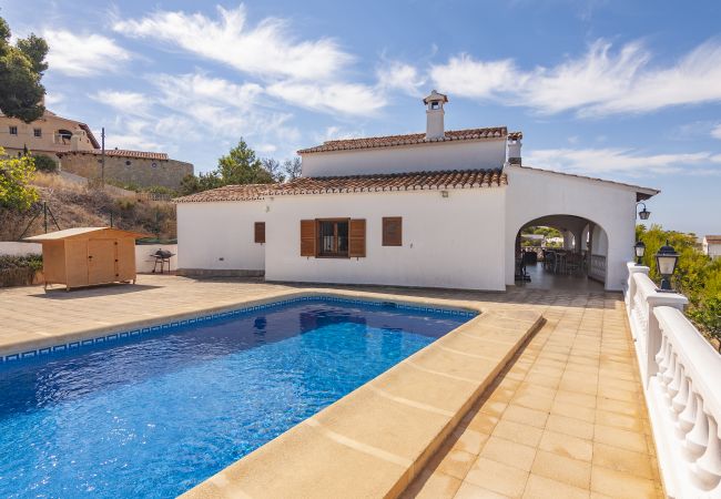 Villa en Moraira - MATISSE, Amplia villa en Moraira para 9 pax, piscina privada y wifi gratis