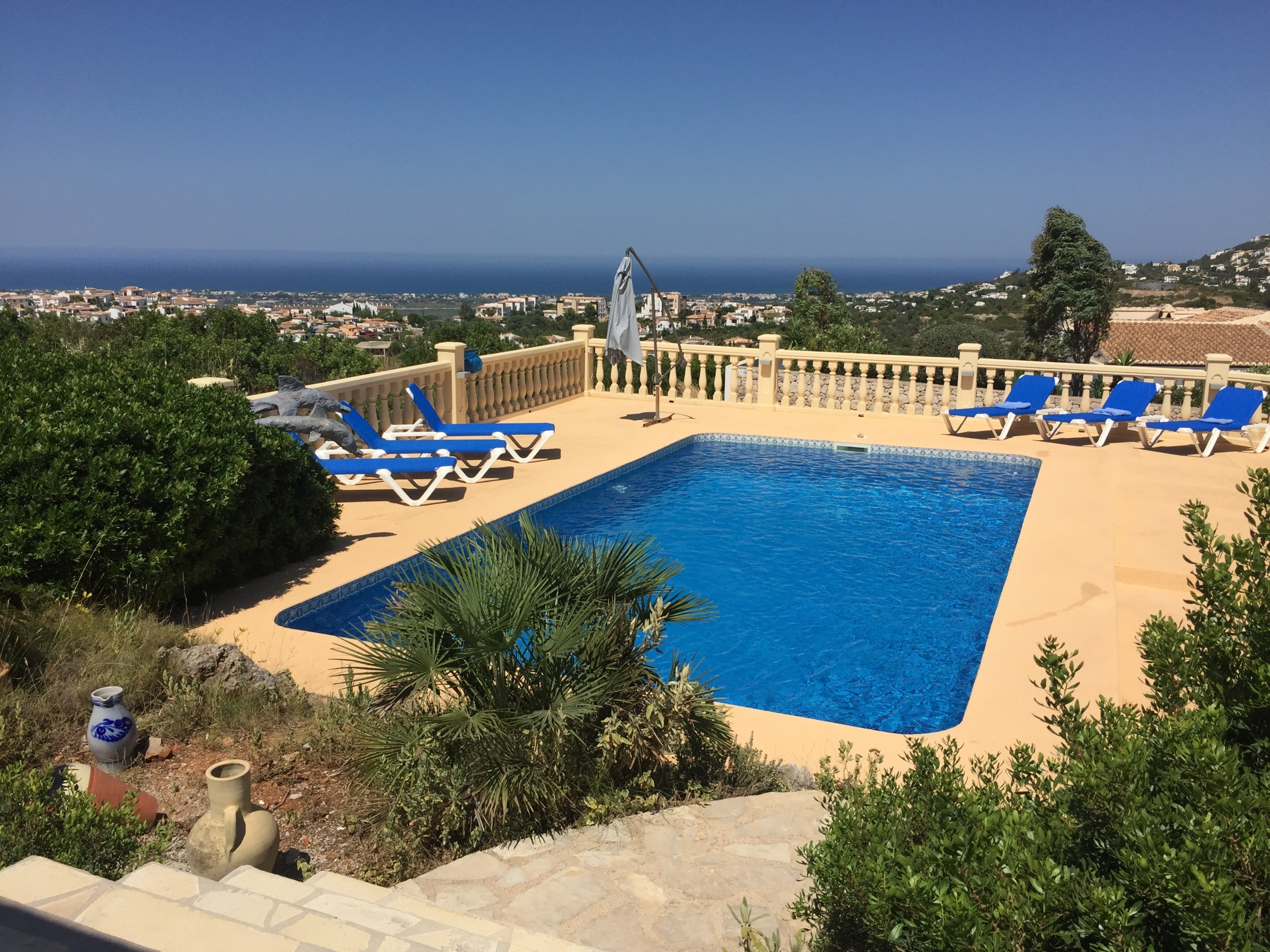 Villa con piscina y jardín Monte Pego Rafol Almunia EB