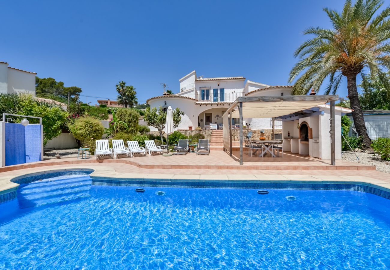 Villa en Moraira - PURA VIDA,villa en Moraira para 7 pax con piscina privada y wifi gratis