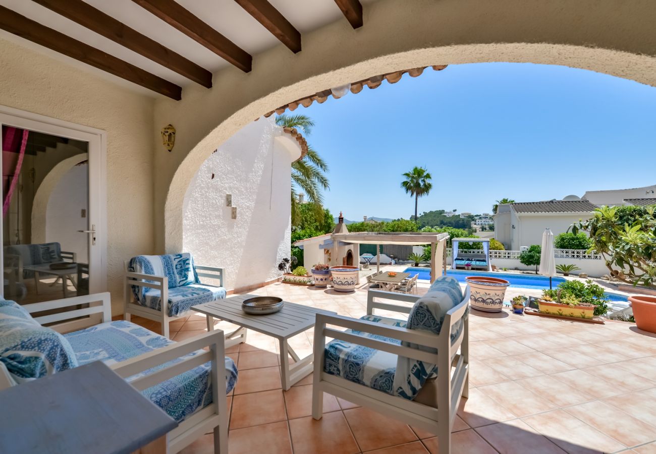 Villa en Moraira - PURA VIDA,villa en Moraira para 7 pax con piscina privada y wifi gratis