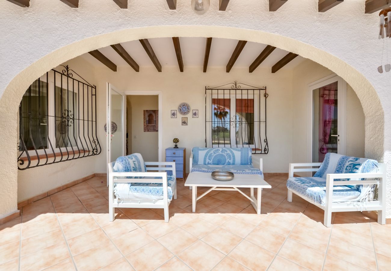 Villa en Moraira - PURA VIDA,villa en Moraira para 7 pax con piscina privada y wifi gratis