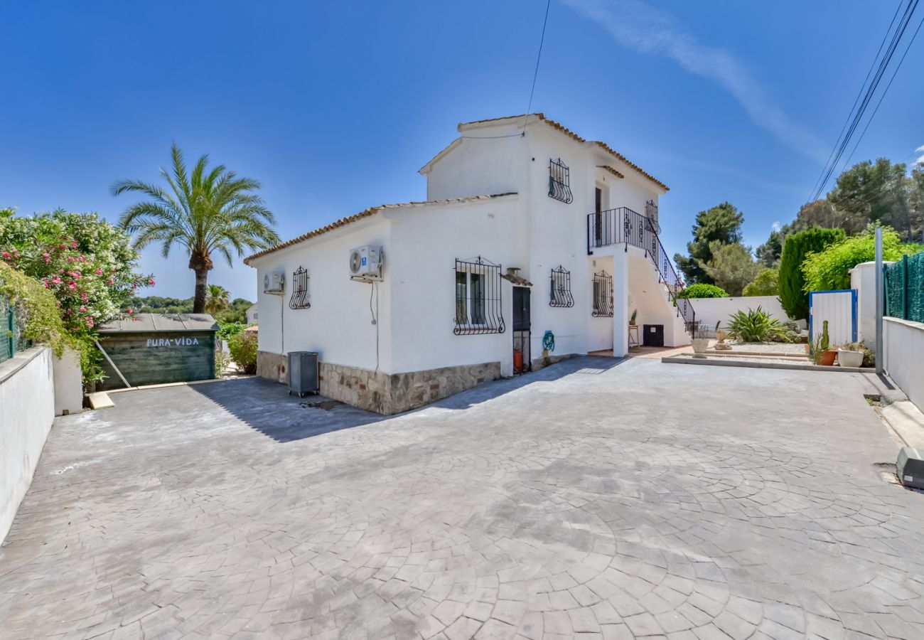 Villa en Moraira - PURA VIDA,villa en Moraira para 7 pax con piscina privada y wifi gratis