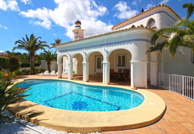 Villa en Denia - Lujosa Villa con aire acondicionado y piscina Marquesa GU 6 Personas