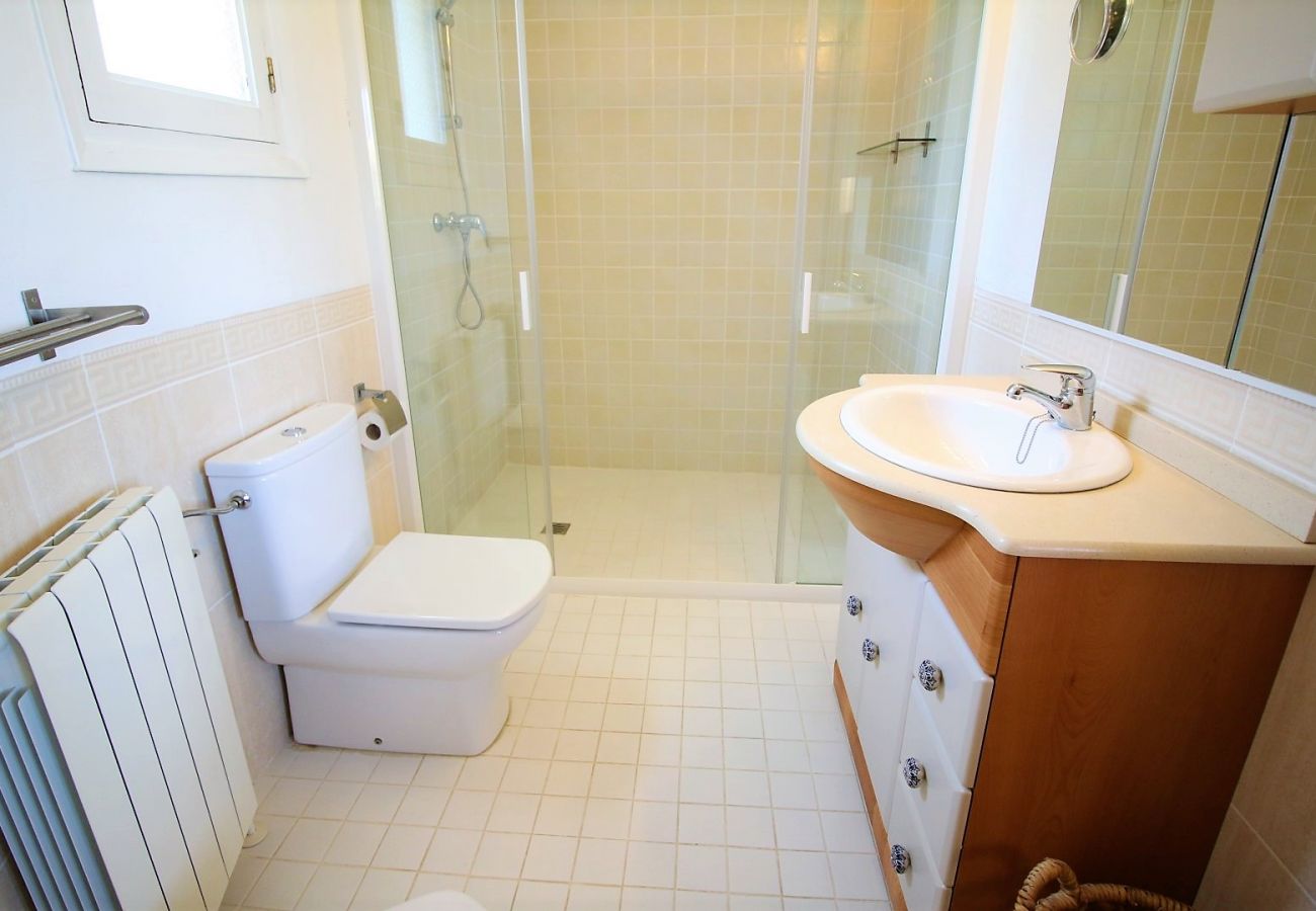 Villa en Denia - Lujosa villa con TV satélite, aire acondicionado y piscina Marquesa MB 8 personas