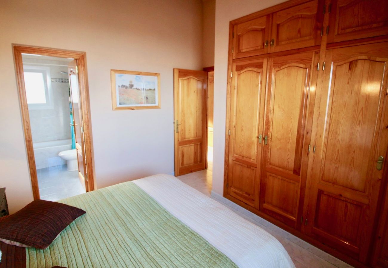 Villa en Pego - Bonita Villa con jardín y piscina Monte Pego SK