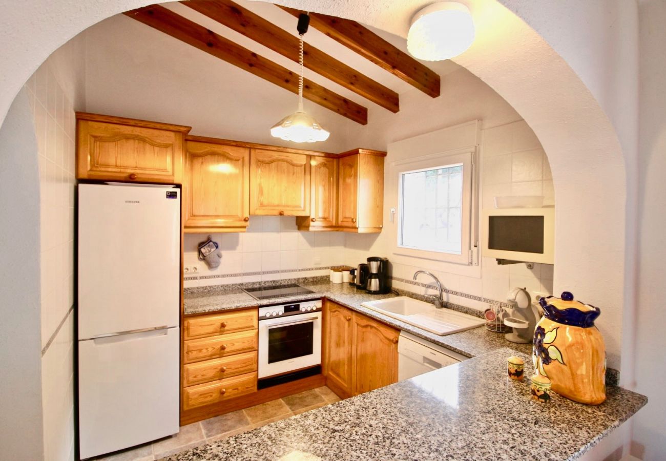 Villa en Pego - Bonita Villa con jardín y piscina Monte Pego SK