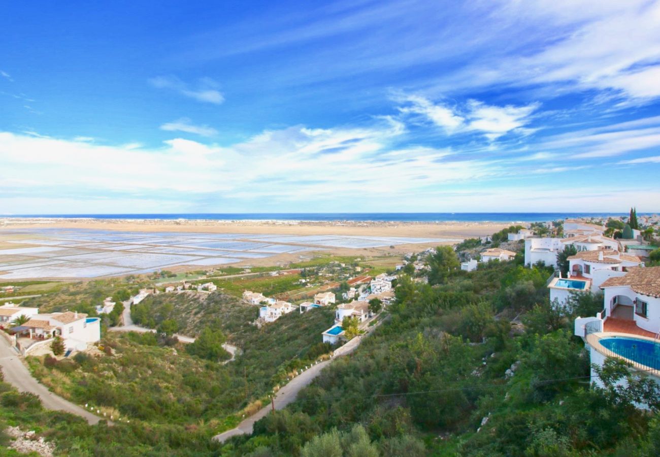 Villa en Pego - Bonita Villa con jardín y piscina Monte Pego SK