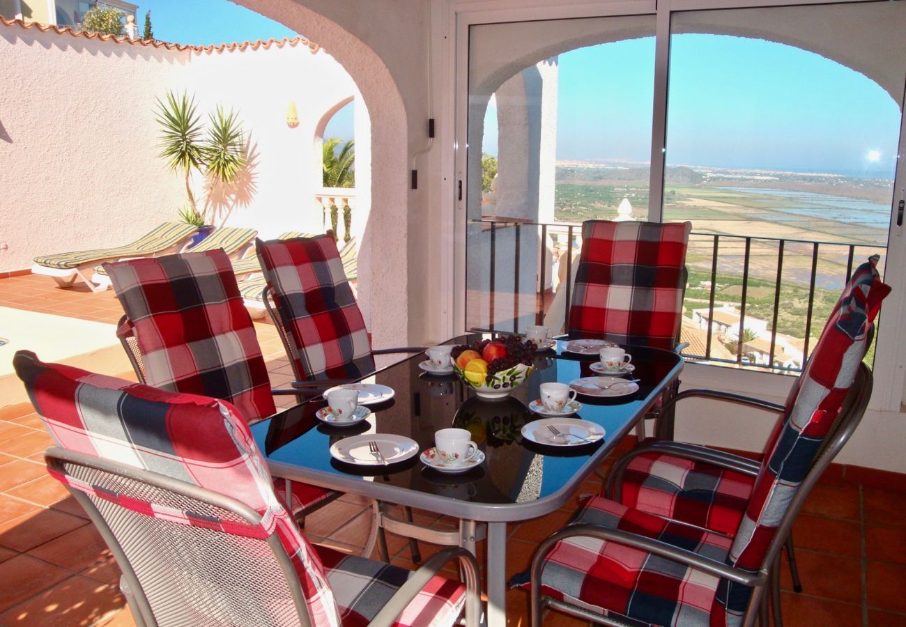 Villa en Pego - Bonita Villa con jardín y piscina Monte Pego SK