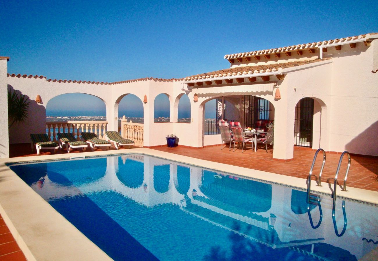 Villa en Pego - Bonita Villa con jardín y piscina Monte Pego SK