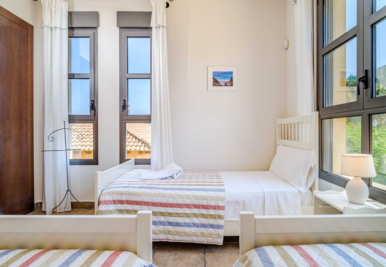 Villa en Javea / Xàbia - Villa Abaesko, con Jardín y Piscina Privada