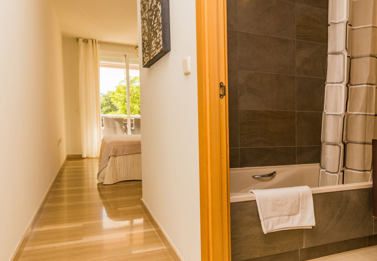 Apartamento en Javea / Xàbia - Golden Gardens Apartment Javea Arenal, Terraza, AACC, Wifi y a solo 600m de la Playa 