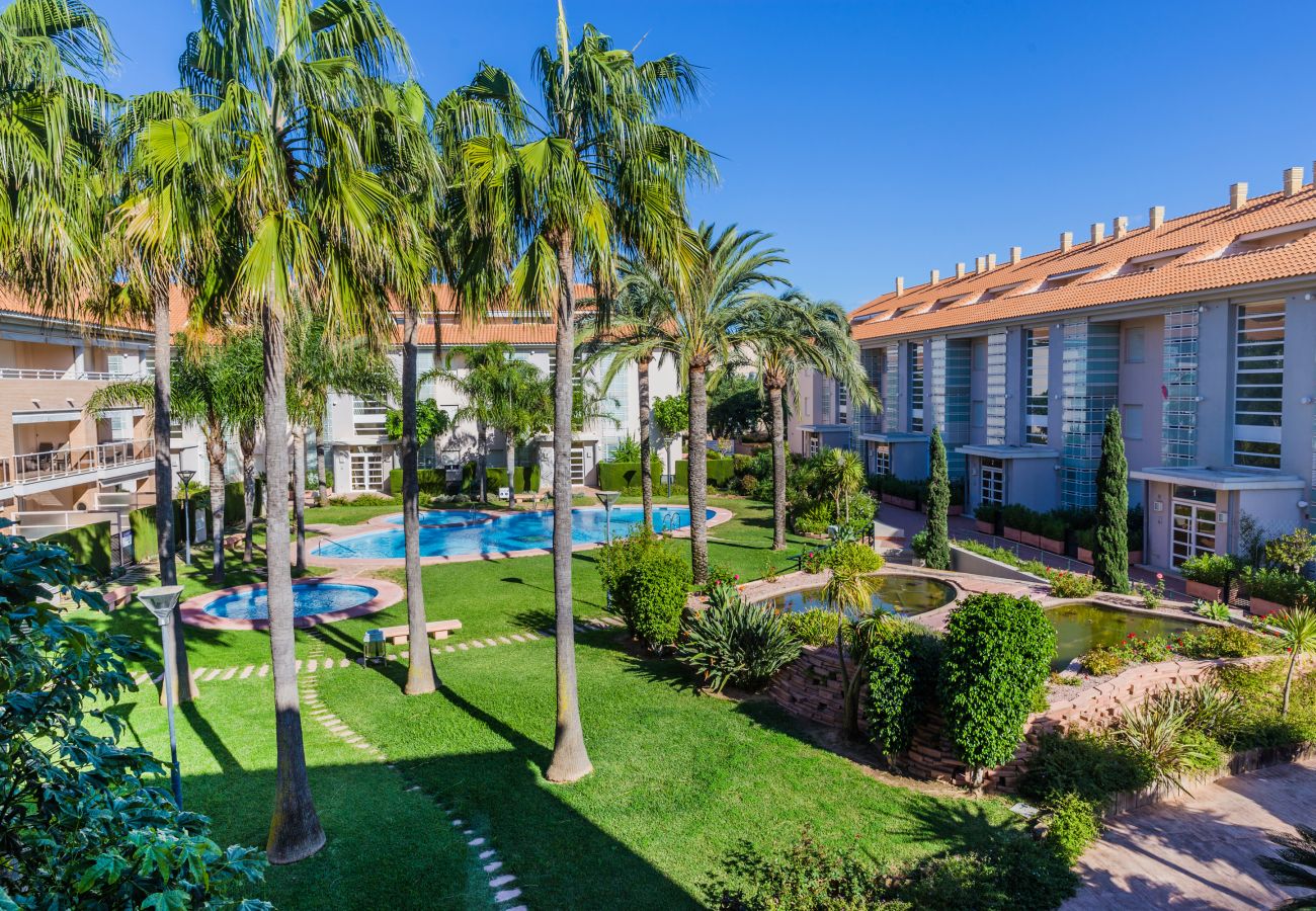 Apartamento en Javea / Xàbia - Duplex Golden Gardens, 3 Terrazas, AC, Piscina, a solo 600m de la Playa!