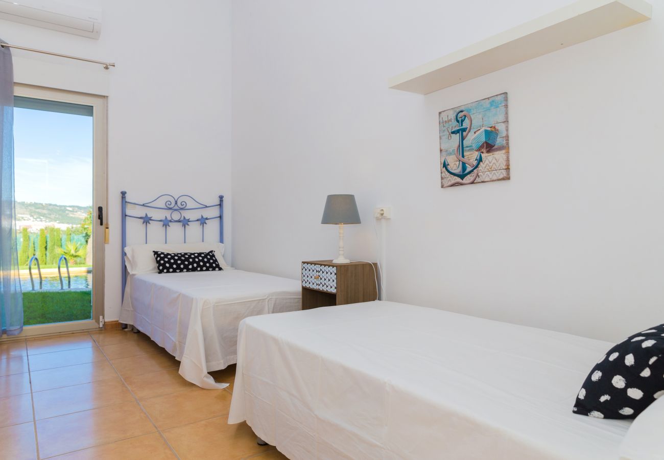 Villa en Javea / Xàbia - Villa Garden Javea, con Piscina y Parking Privado