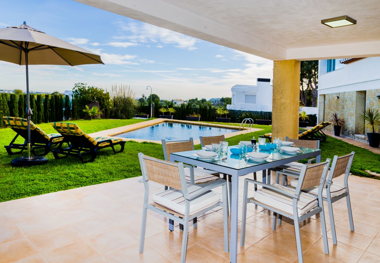 Villa en Javea / Xàbia - Villa Garden Javea, con Piscina y Parking Privado