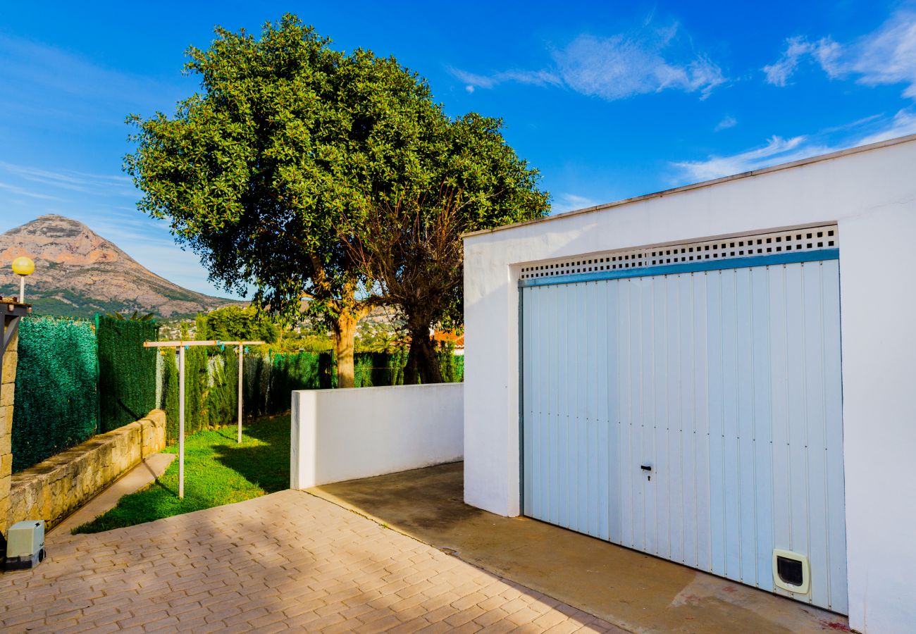 Villa en Javea / Xàbia - Villa Garden Javea, con Piscina y Parking Privado