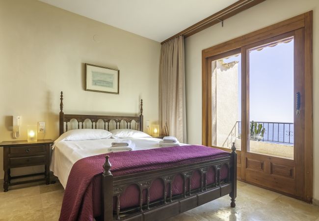 Villa en Benissa - MARINA, Villa con vistas privilegiadas al mar en Benissa, WIFI gratis