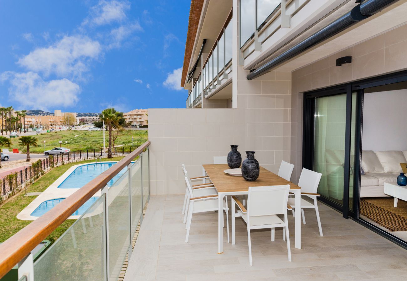 Apartamento en Javea / Xàbia - Altamar Plus Apartment Javea Arenal, Estiloso con AC, Wifi, Terraza y Piscina 