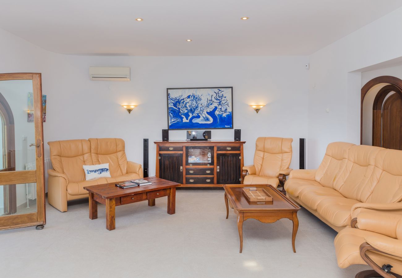 Villa en Benissa - Villa Castillo Benissa, con Piscina Privada y Vistas al Mar