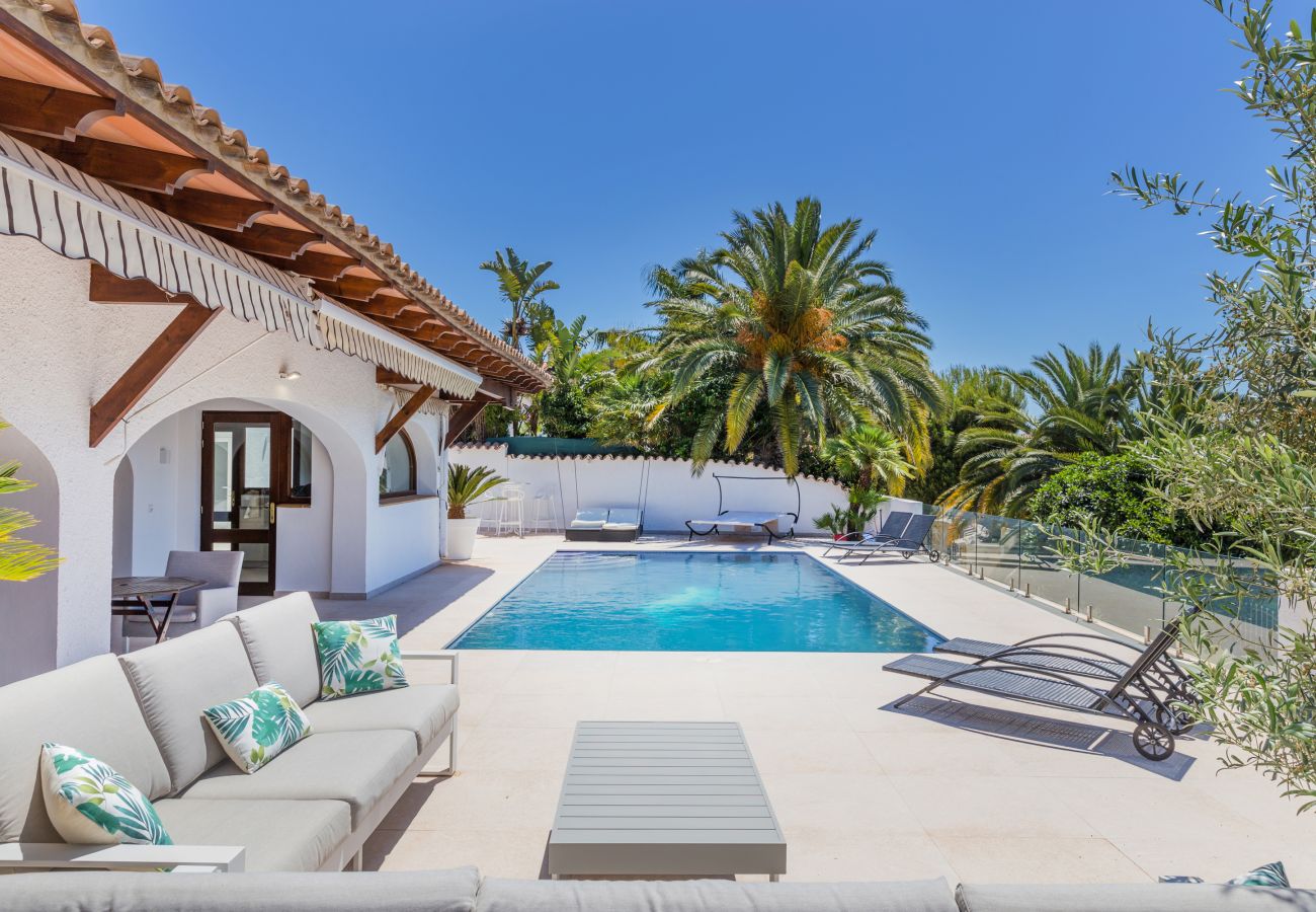 Villa en Benissa - Villa Castillo Benissa, con Piscina Privada y Vistas al Mar