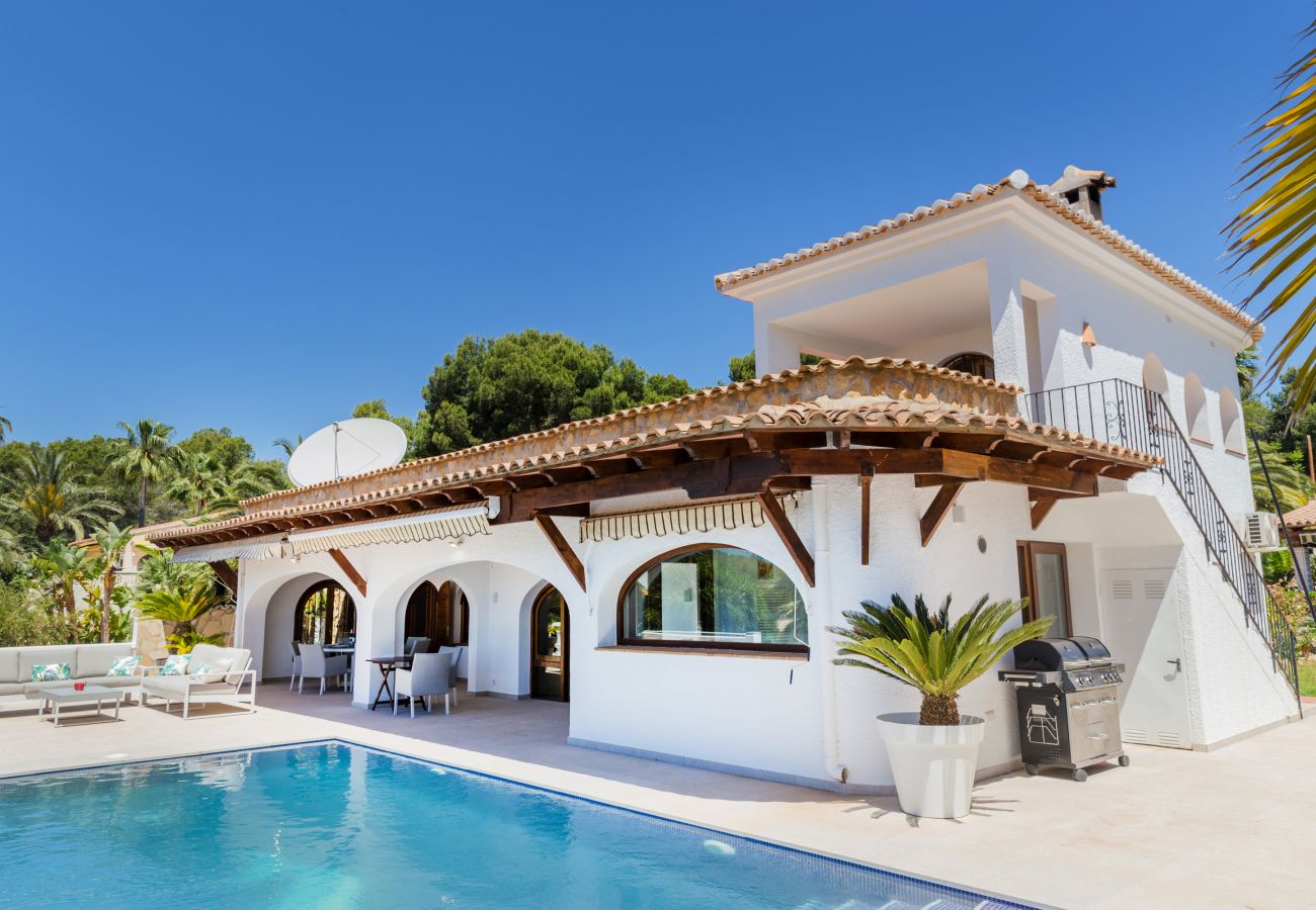 Villa en Benissa - Villa Castillo Benissa, con Piscina Privada y Vistas al Mar