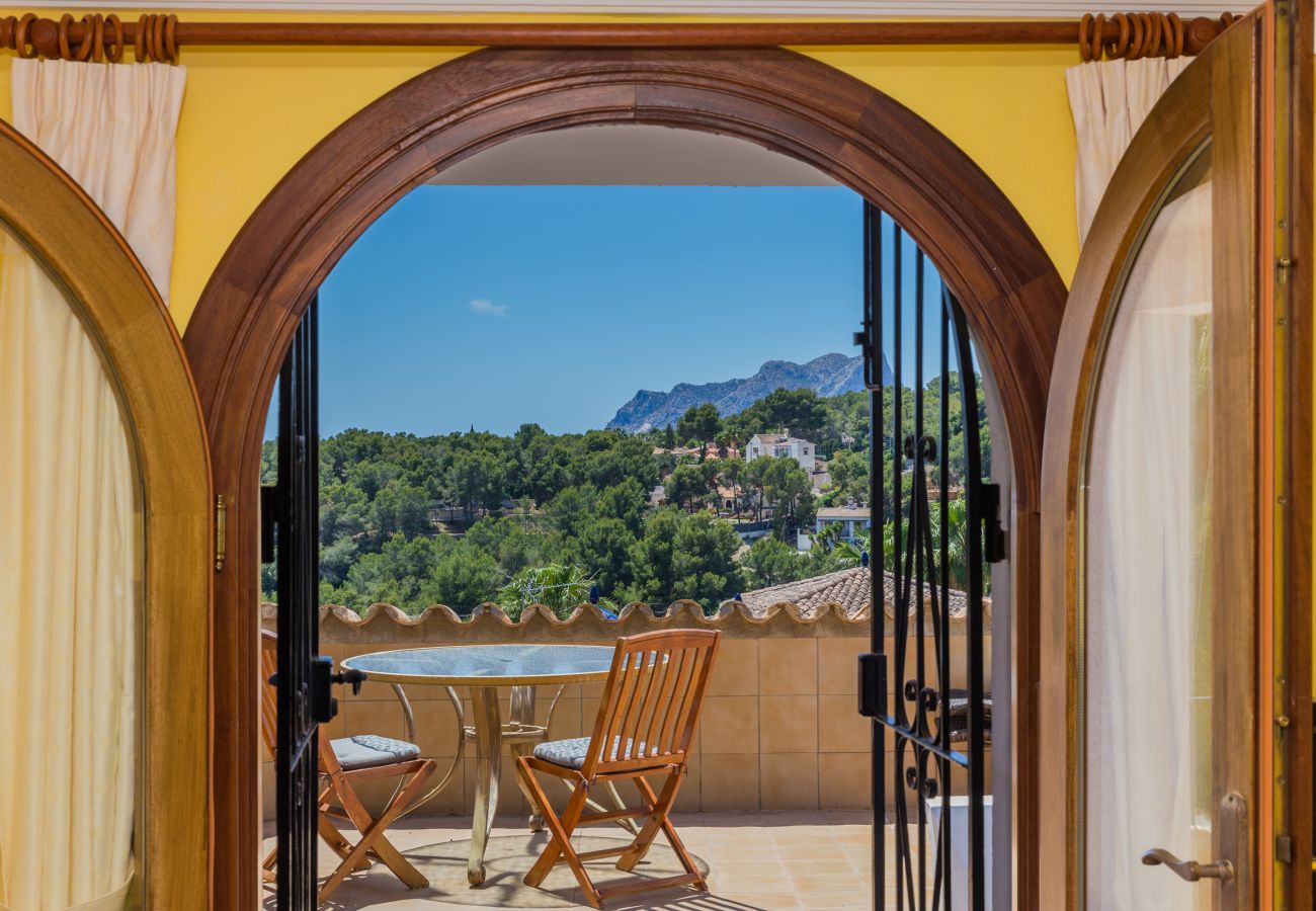 Villa en Benissa - Villa Castillo Benissa, con Piscina Privada y Vistas al Mar