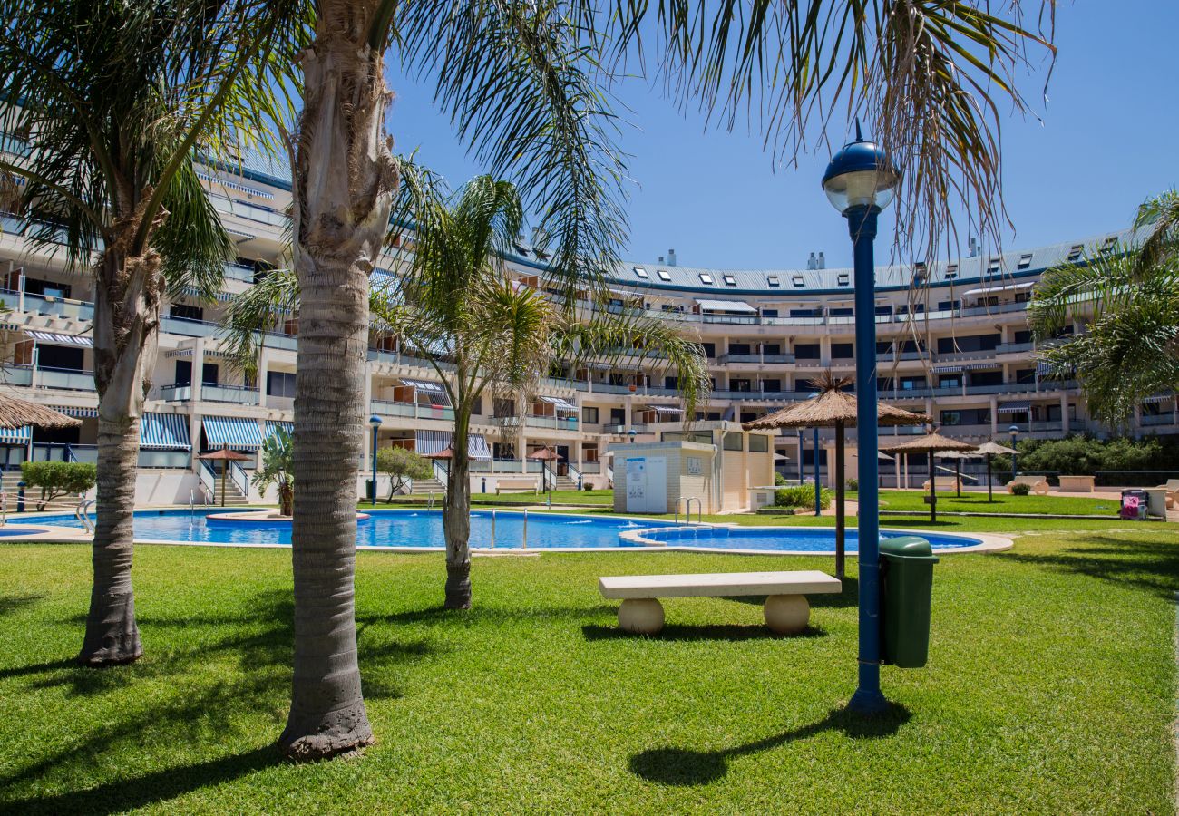 Apartamento en Denia - Denia Port Apartment Sueños del Mar I, con Terraza y Piscina