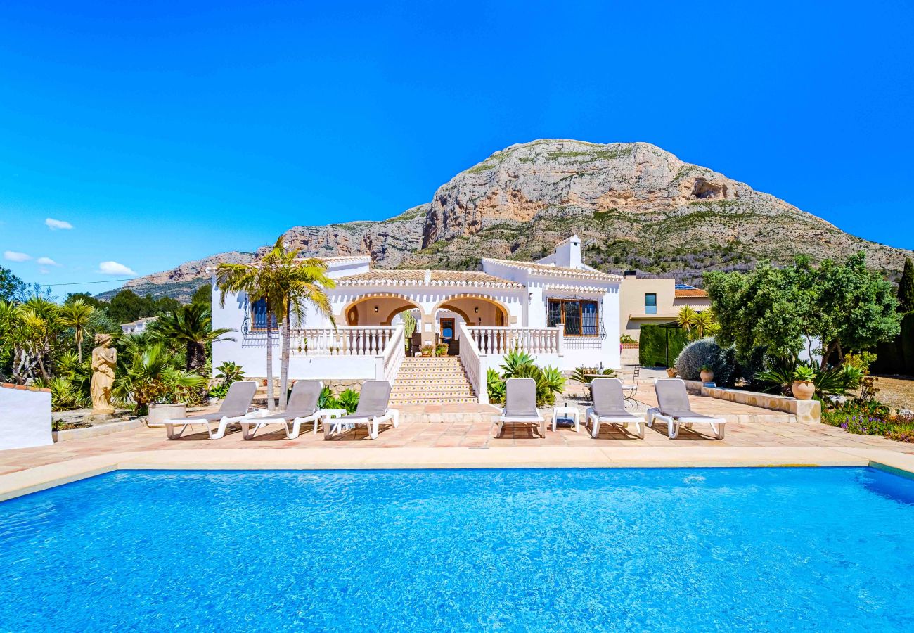 Villa en Javea / Xàbia -  Villa Llamedos Montgo Javea, Piscina Privada