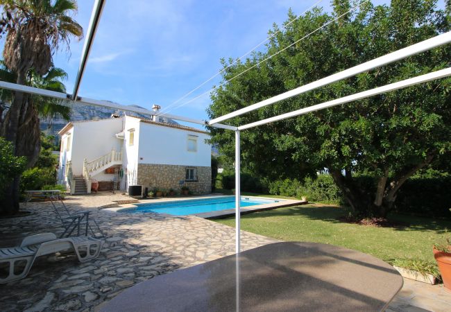 Villa en Denia - Acogedora villa en Santa Lucía con piscina privada para 4p