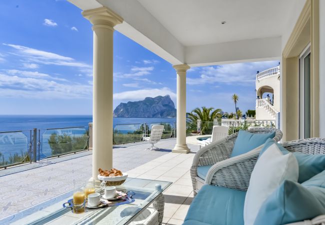 Villa en Benissa - RAPHAEL, Preciosa villa para 6 pax con espectaculares vistas al mar en Benissa.wifi gratis