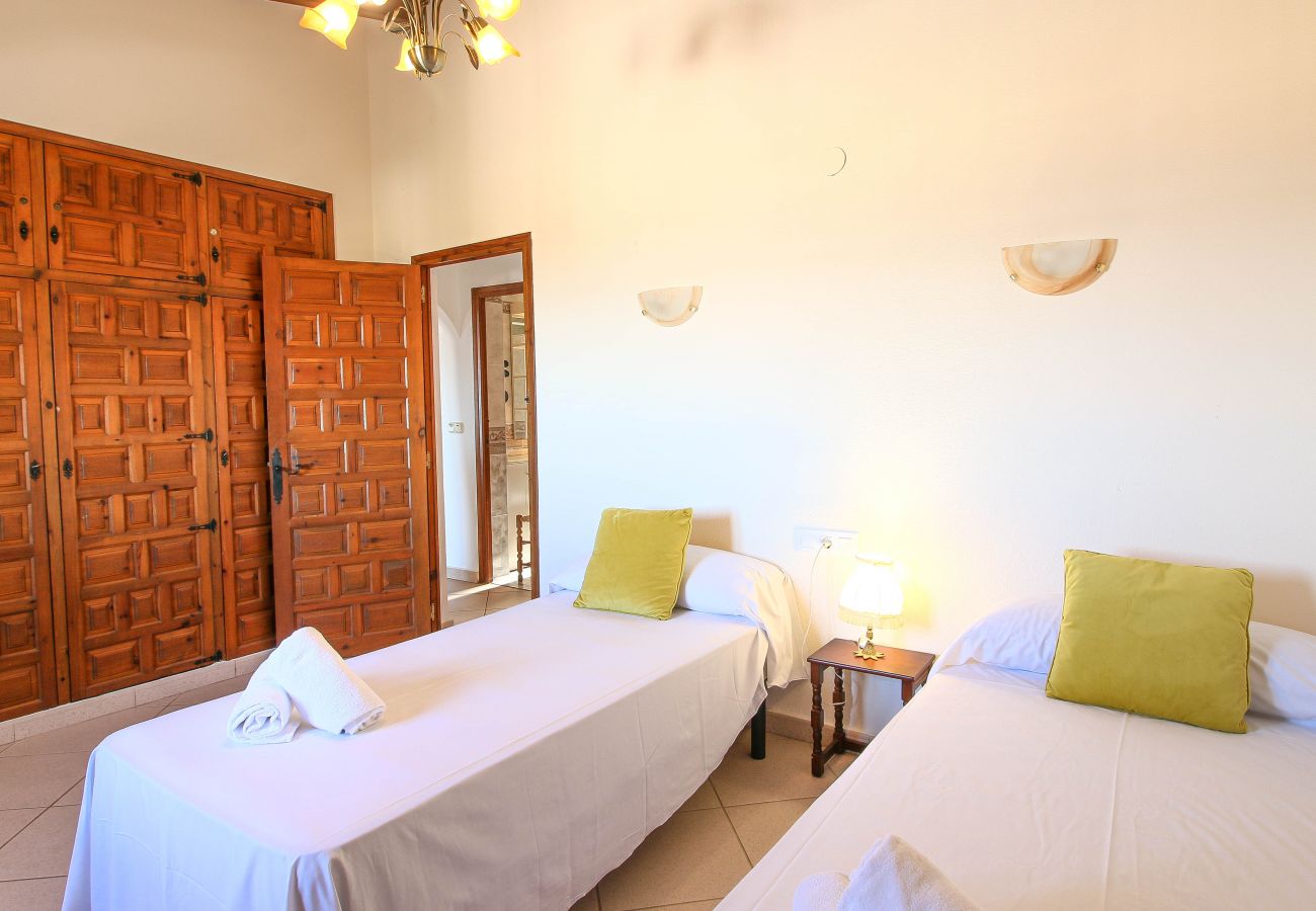 Villa en Denia - Preciosa Villa con vistas para 8 personas Tosal Gros EH