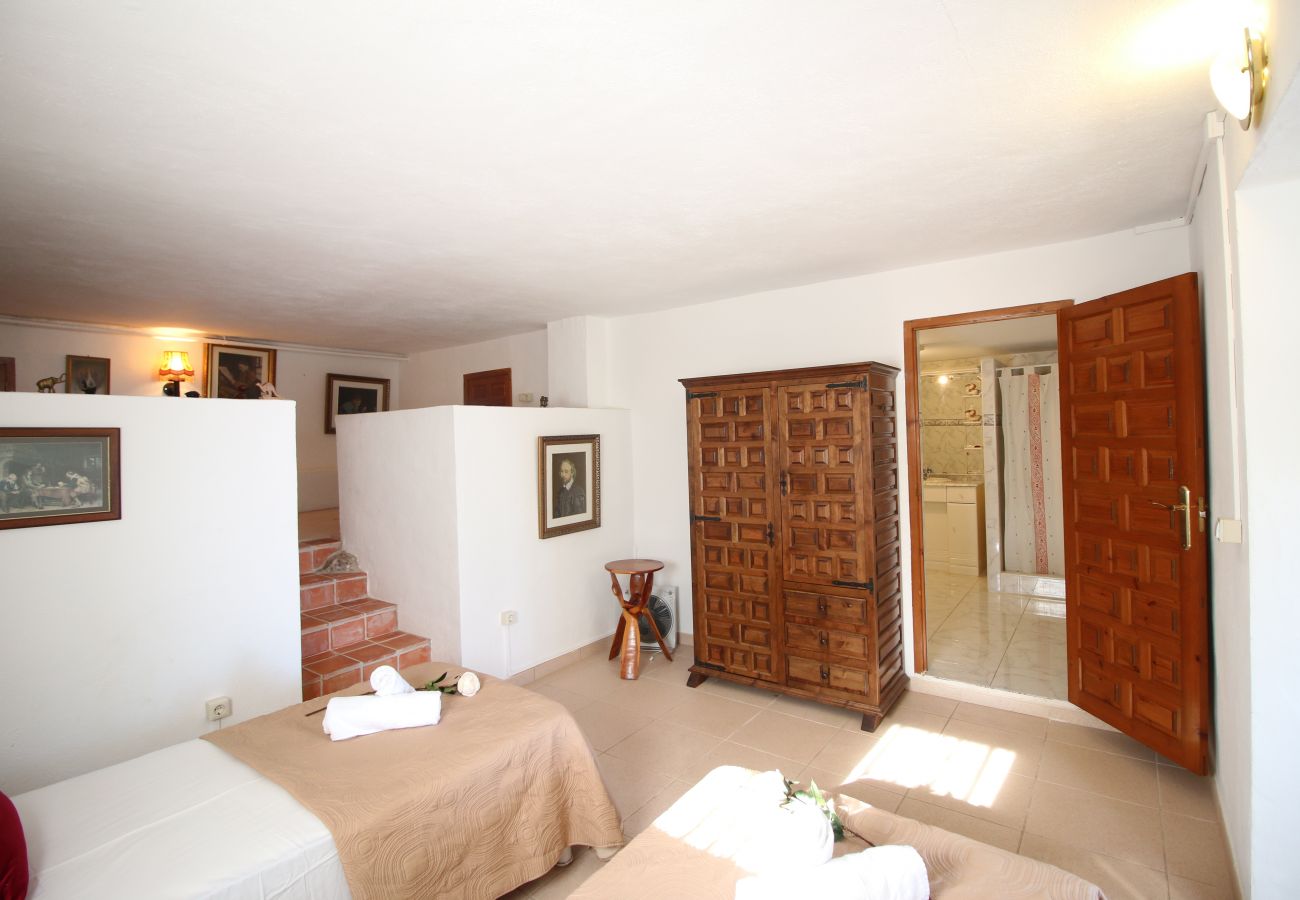 Villa en Denia - Preciosa Villa con vistas para 8 personas Tosal Gros EH